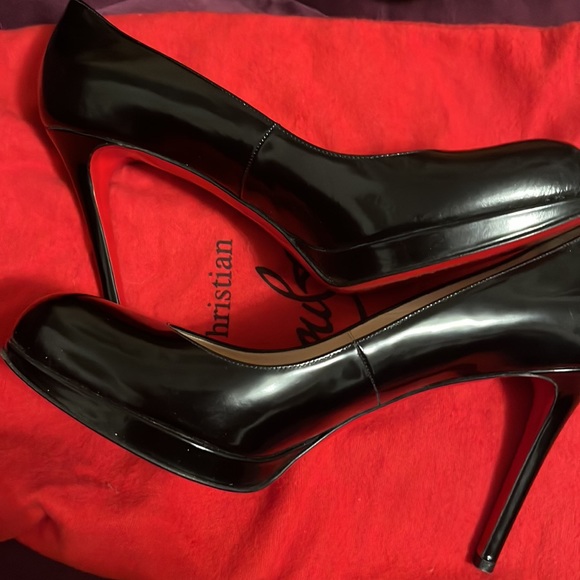 CHRISTIAN LOUBOUTIN BLACK SIMPLE PUMP ,120 mm size 9. - Picture 4 of 10